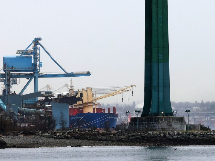  In a 2018 report prepared for the Ministry of Transportation, engineers found the Lions Gate Bridge’s south tower faced the greatest risk from the “flared bow” of a container ship or cruise ship. The top of the bow could hit the tower at a weak structural location above the water and cause serious damage.