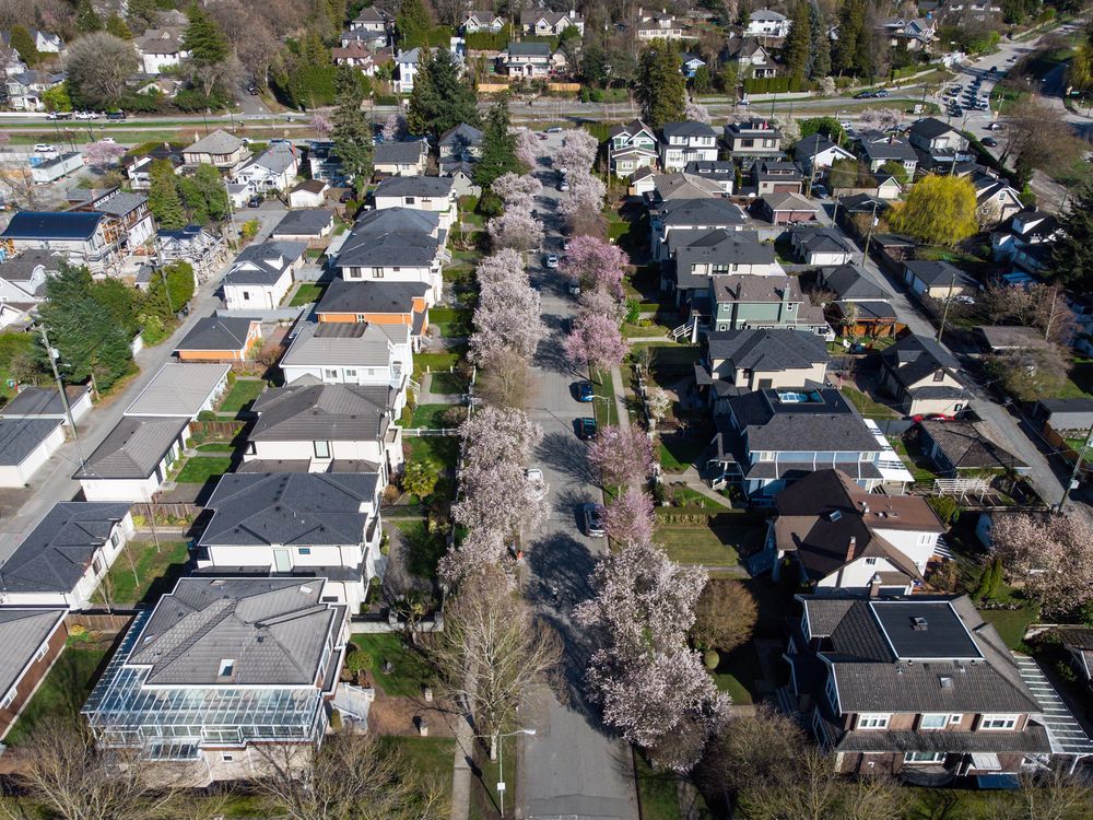温哥华上月新房源增加，缓解市场压力：房地产数据显示