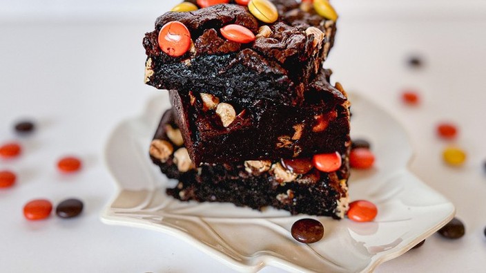 Recipe: Chewy and chocolatey peanut butter brownies