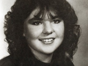 Cheri Lynn Smith, 18 ans, travaillait comme prostituée à Victoria.  Son corps a été retrouvé dans un parc régional le 4 juin 1990.