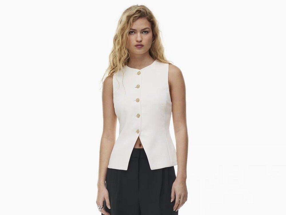 Aritzia's summer sale starts today. Here are 5 styles to snap up