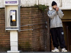 M~ prv011504payphone-11