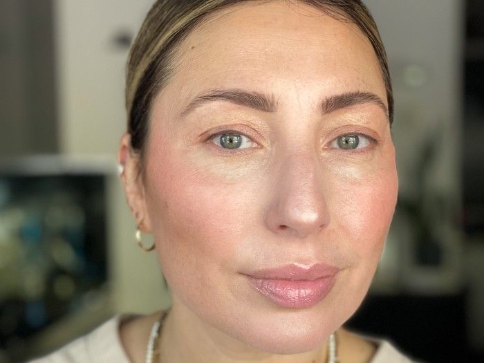 Makeup tutorial: Give your makeup a mini glow up with the 'pearl skin' trend