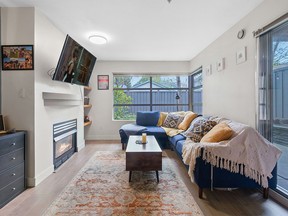 The one-bedroom-plus-den home features a gas fireplace, updated laminate floors throughout, fresh paintwork, an open-concept kitchen with ample storage, an ensuited bedroom, and insuite laundry.