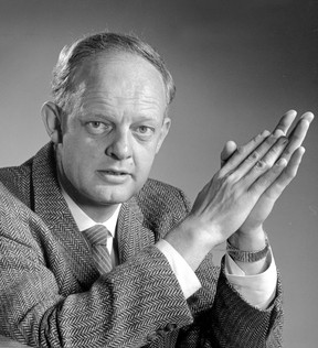 Ron Thom 'tree house' for sale in West Vancouver for 3rd time in 70 ...