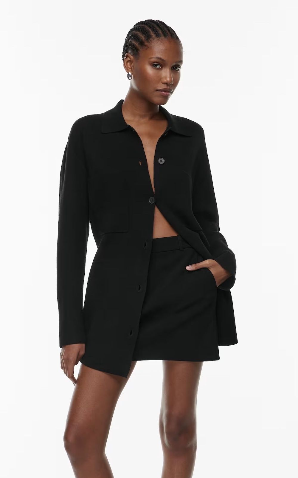 Aritzia Warehouse Sale 2024 Everything you need to know Vancouver Sun