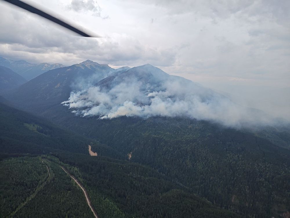 B.C. wildfires: Rain reduces fire threat but high winds put fire crews in danger