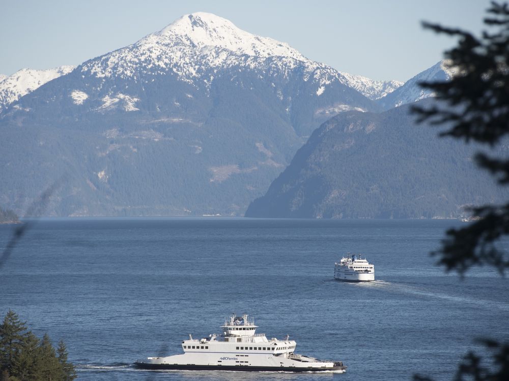 A propeller fell off a B.C. Ferries ship and spilled 800 litres of oil