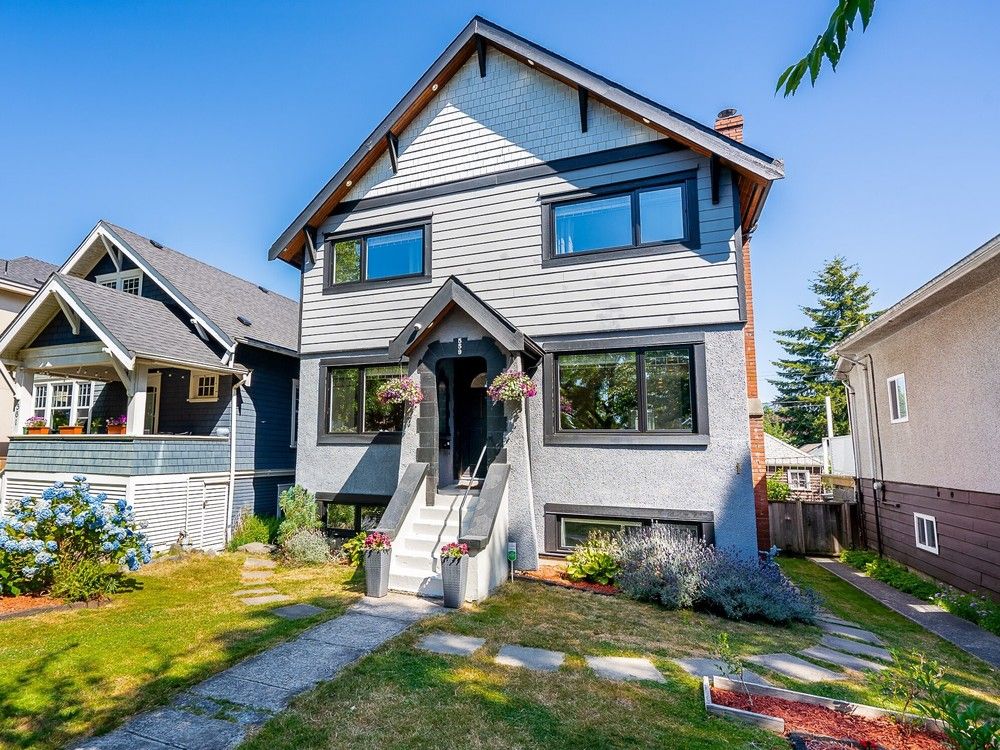 This seven-bedroom house located at 559 West 20th Avenue, in Vancouver, was listed for $3,249,000 and sold for $3,125,000.