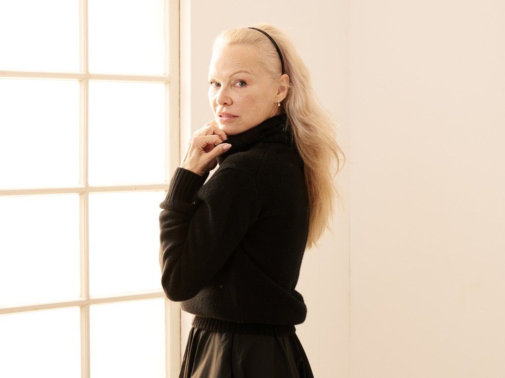 pamela anderson the last showgirl