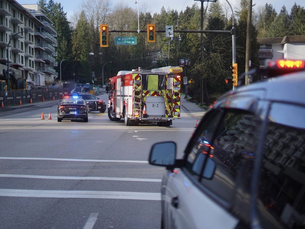 Port Moody ’ammonia’ leak spurs evacuations, road closure, turns out to be carbon dioxide