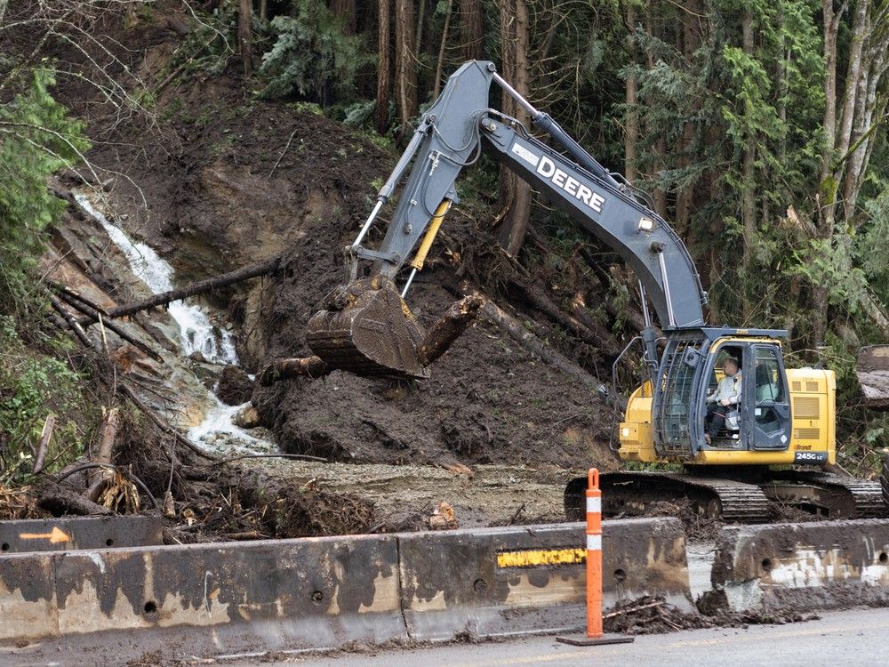 Lions Bay landslide recovery efforts paused as experts assess next moves