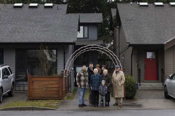 higgins delta compound