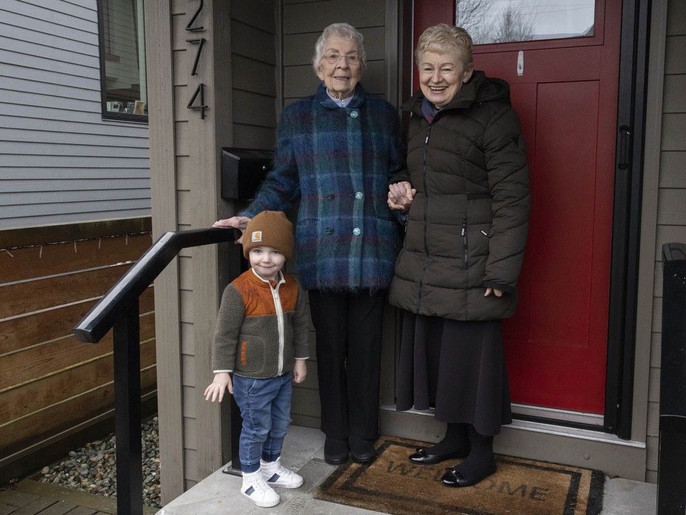 higgins delta compound