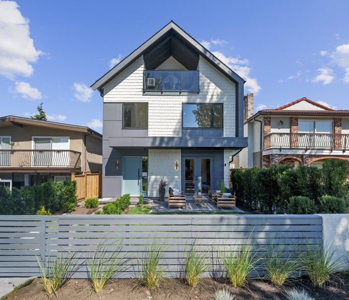  This three-bedroom, half-duplex at 1186 Kaslo Street in Vancouver sold for its listed price of $1,599,999.