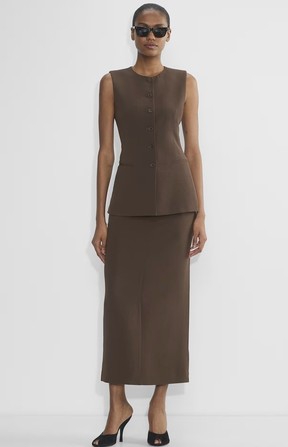 Babaton Juris Vest. Handout/