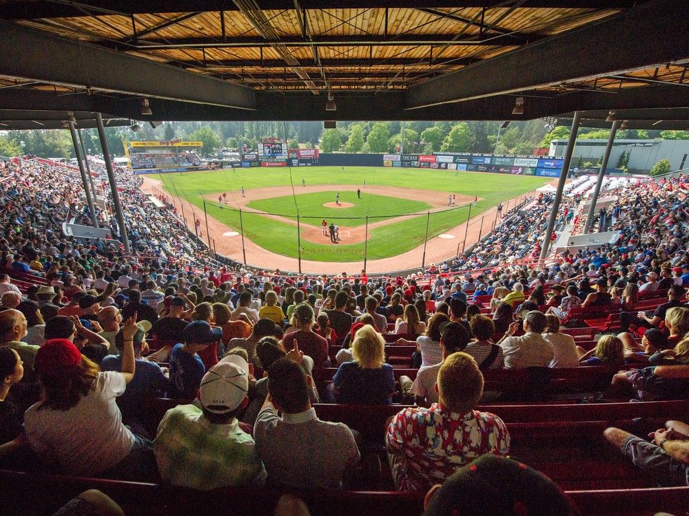 VANCOUVER, BC - AUGUST 16, 2018 - Vancouver Canadians game vs Tri-City Dust Devils at Nat Bailey Stadium in Vancouver, BC, August 16, 2018. (Arlen Redekop / PNG staff photo) VANCOUVER, BC - AUGUST 16, 2018 - Vancouver Canadians game vs Tri-City Dust Devils at Nat Bailey Stadium in Vancouver, BC, August 16, 2018. (Arlen Redekop / PNG staff photo)
