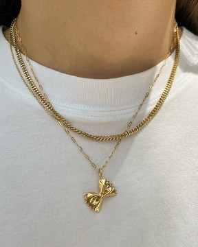 LEAH ALEXANDRA FARFALLE PENDANT
