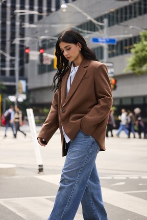 Sofia Camara is one of six emerging Canadian artists to be featured in a fall fashion campaign for RW&CO.