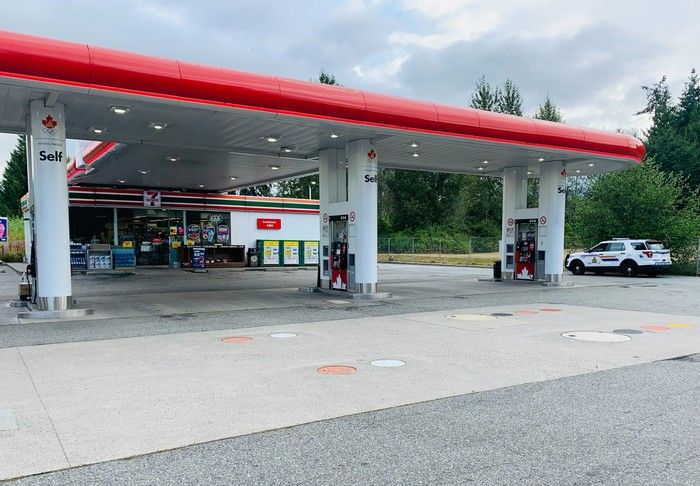  RCMP on scene at Petro Canada at 240 St. and Dewdney Trunk Rd.in Maple Ridge. Photo: Nick Procaylo