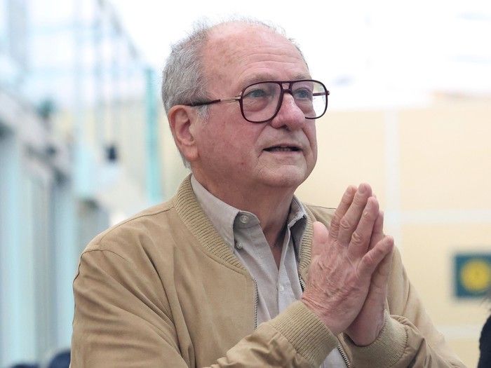 alberto vildosola stranded at vancouver international airport (yvr) as job action by flight attendants continues following a back to work order.