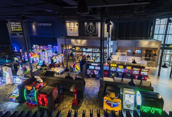 cineplex rec room vancouver