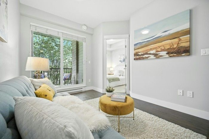 Living room in this s 524-square-foot one-bedroom unit.
