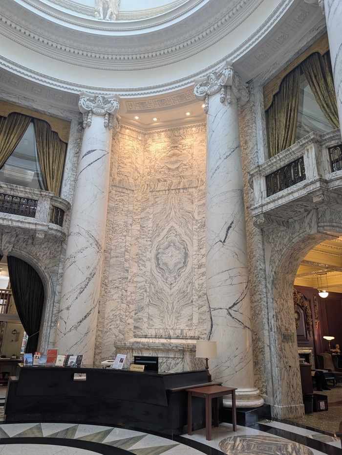 The legislative library in Victoria. The legislative library in Victoria.