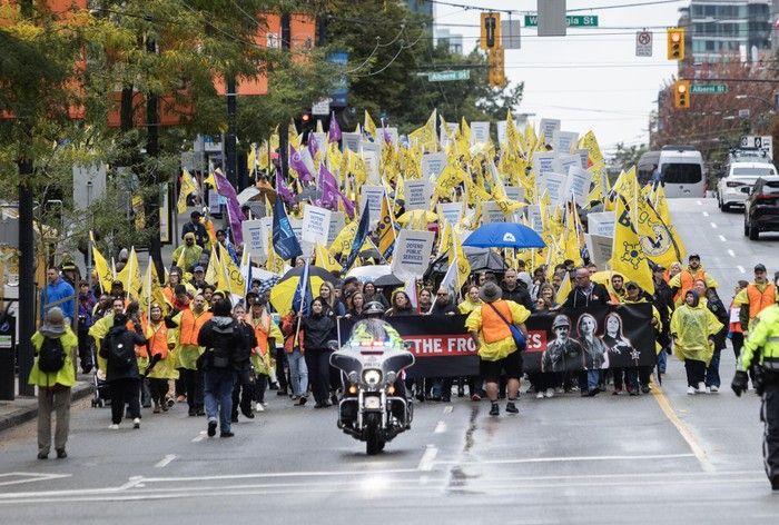 BCGEU members rallied at Vancouver Art Gallery and marched to Jack Poole Plaza in Vancouver on October 1, 2025. BCGEU members rallied at Vancouver Art Gallery and marched to Jack Poole Plaza in Vancouver on October 1, 2025.