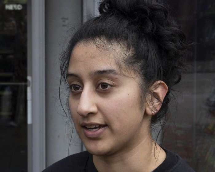  brianne powar who goes to a gym in the chinatown neighbourhood. the only canada post outlet in vancouver’s chinatown and downtown eastside neighbourhood at 418 main street is due to close nov. 12 .