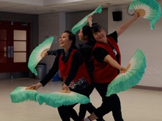 (l-r) Anabel Ho, Lisa Ho Val 'Ms Vee' Ho.