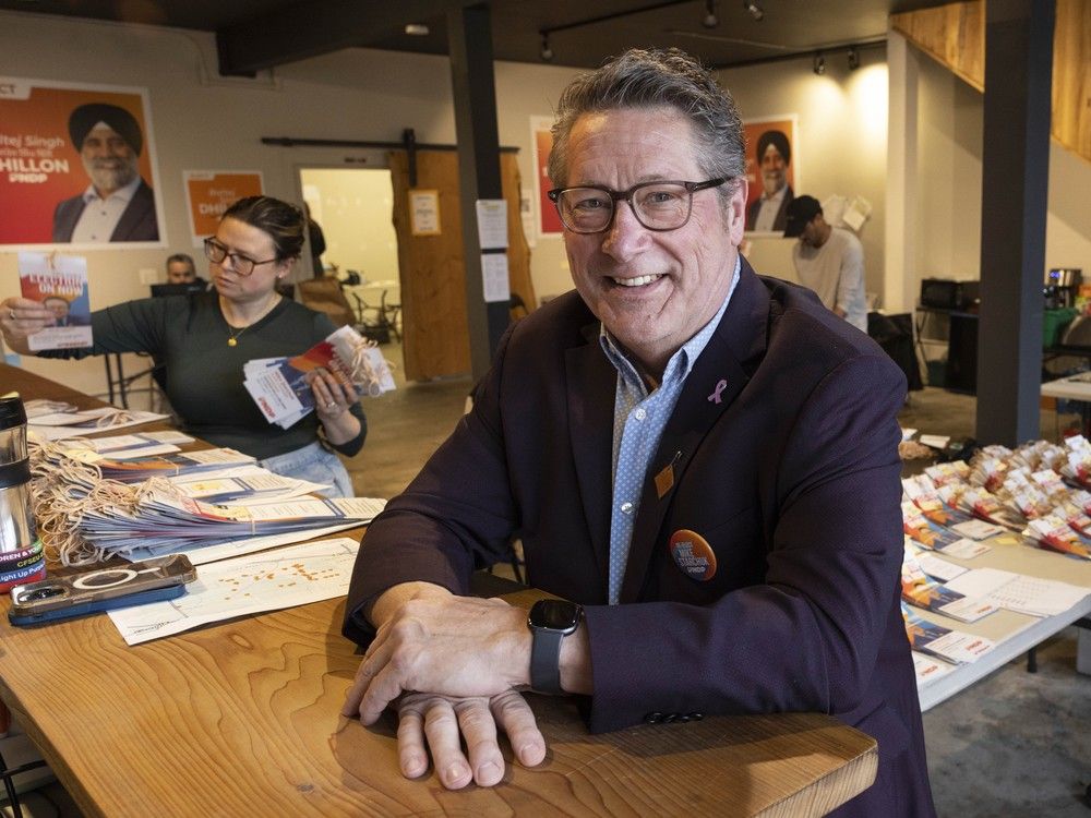 Mike Starchuk believes current mayor Brenda Locke has wasted time and money while in office and he wants to create change.