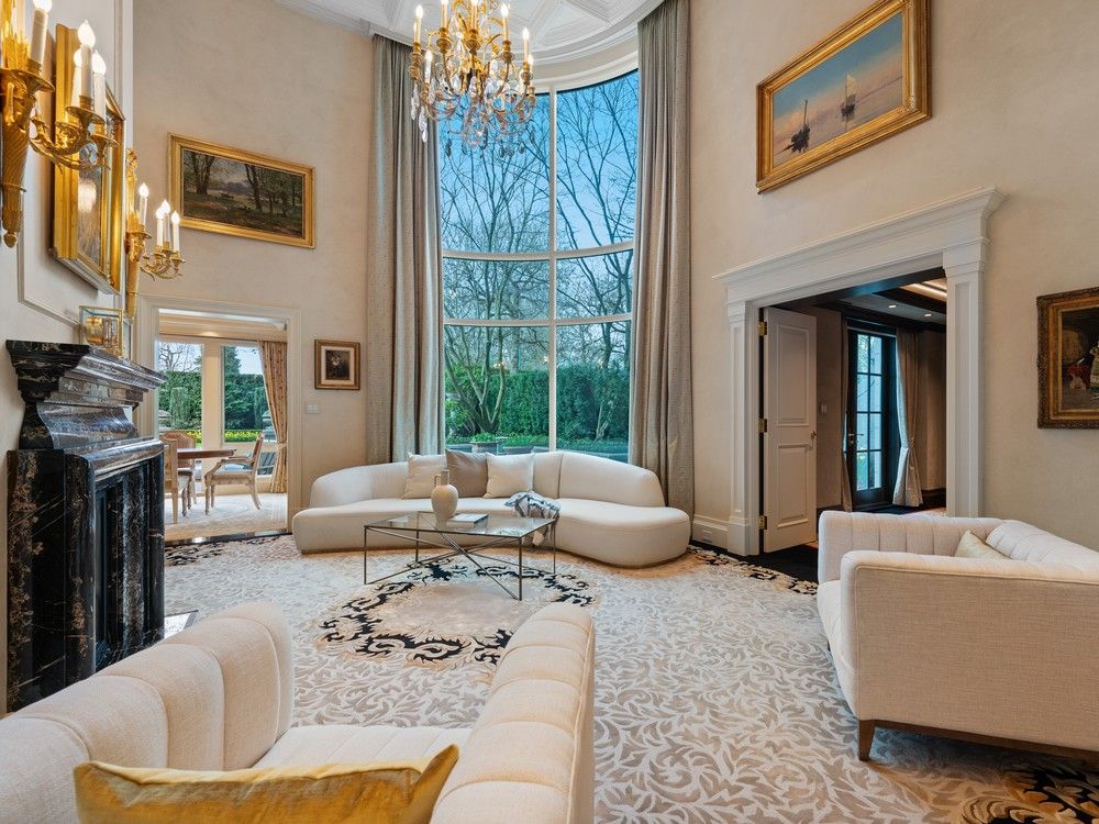 Property Watch: Joe and Rosalie Segal’s elegant South Granville townhouse on the market