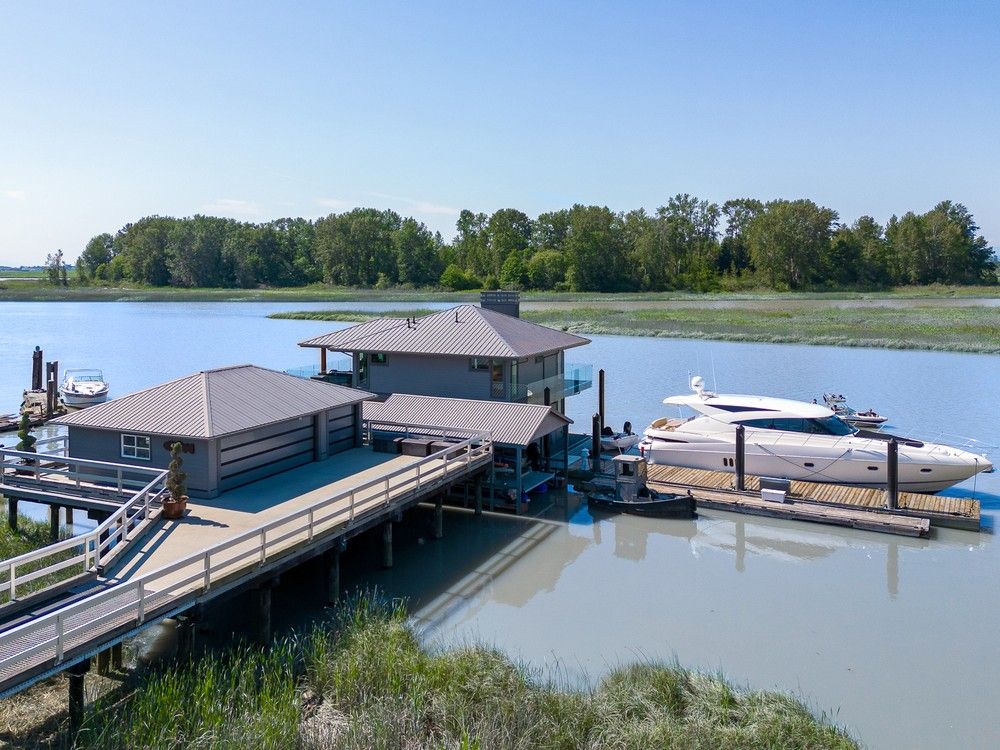 Property Watch: Life aboard a floating dream home surrounded by 'living art'
