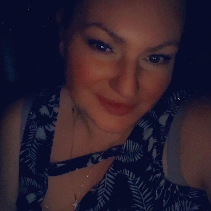  Facebook photo of victim, Jennifer Strang, and mother of mass shooter Jesse Van Rootselaar.