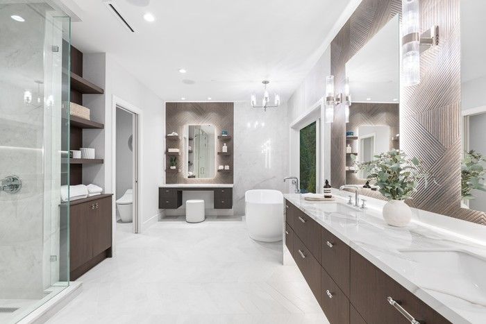  Primary suite features a spacious and elegant ensuite.