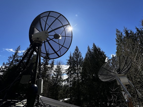 Antenne satellite de Scott Tilley