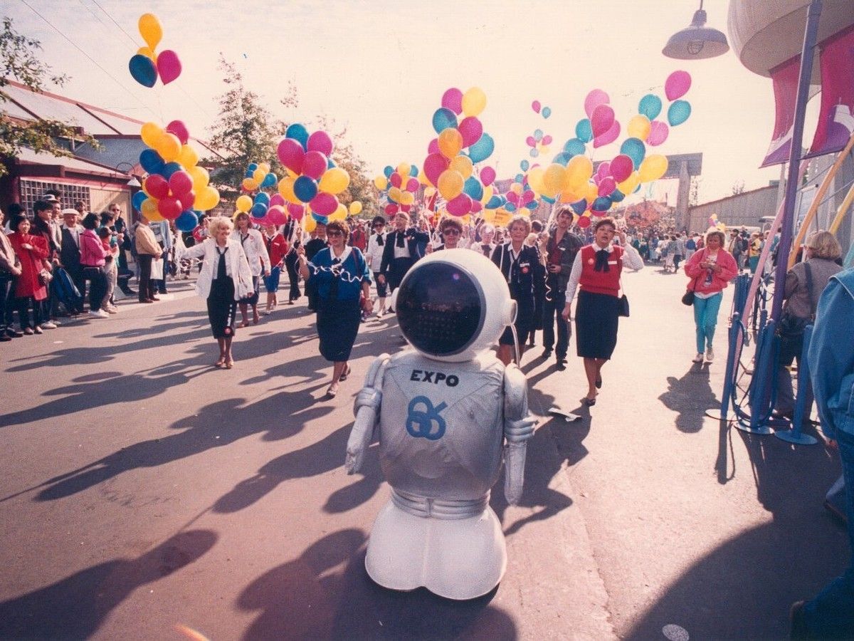 Expo Ernie leads a parade held at Expo 86's closing ceremonies