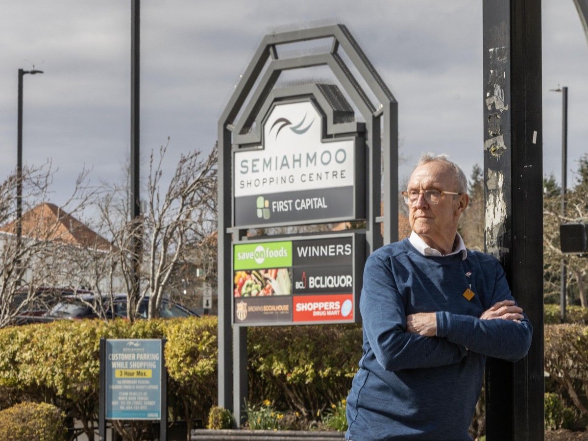  Gordie Hogg is both a former mayor of White Rock and MLA for the area.