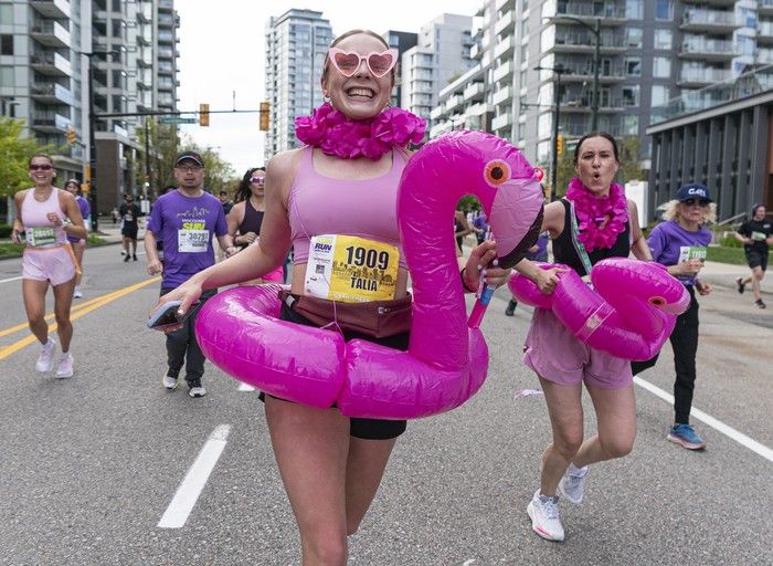 Runners run the course at the 2026 Vancouver Sun Run in Vancouver on April, 19, 2026.