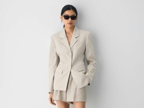 With the goal of finding stylish linen pieces from Canadian brands, I rounded up a selection of wardrobe staples that will work in your outfit rotation all season long.