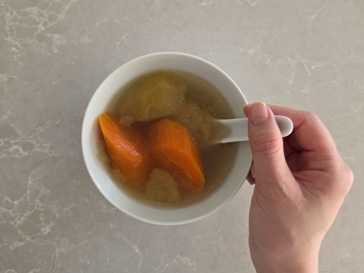Recipe: Apple carrot pork soup
