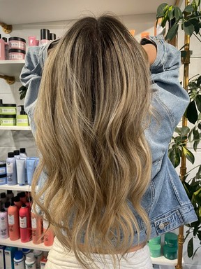 Root drop and root smudge are two colour techniques for blondes. Handout/Nadia Albano
