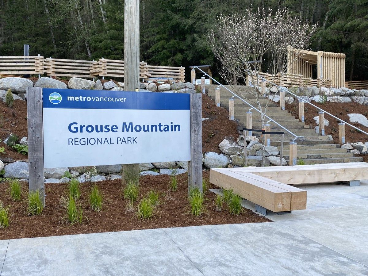 The Grouse Grind and Grouse Mountain regional park are behind picket lines Monday as unionized Metro Vancouver workers escalate job action.