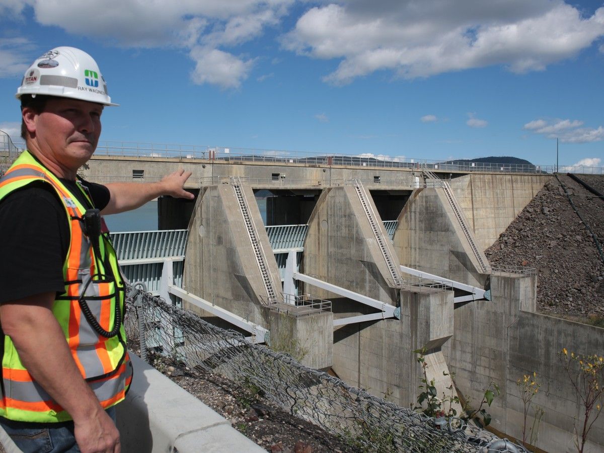 B.C. giving Site E a second look, to backup solar and wind power production