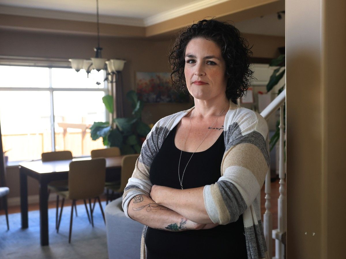 A 'step we need to take:' B.C. parents remain cautious as federal government moves to restrict kids from social media