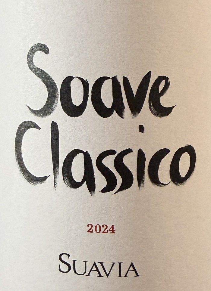Bottle of Suavia Soave Classico Garganega