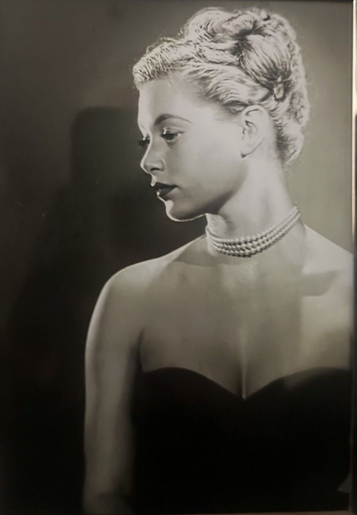  Frances Belzberg when she was growing up in Los Angeles as Frances Cooper. From the Belzberg family.