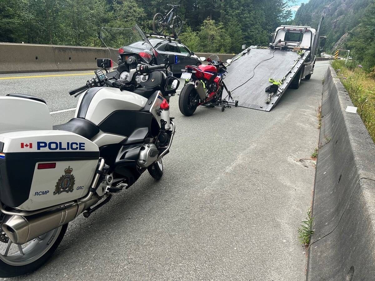 Motorcyclist with learner's permit caught going nearly 180 km/h on Sea to Sky Highway