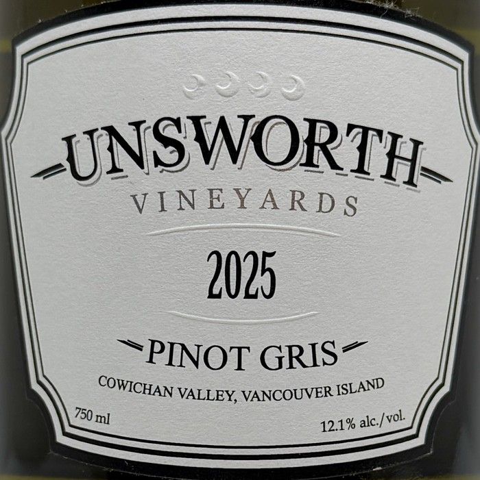 Bottle of Unsworth Vineyards Pinot Gris